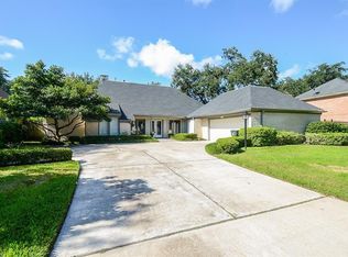 606 Montclair Blvd, Sugar Land, TX 77478