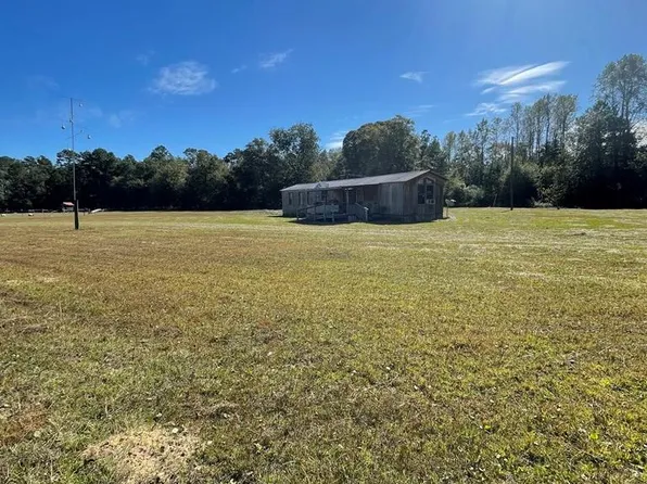4545 Cindy Ln, Waycross, GA 31503