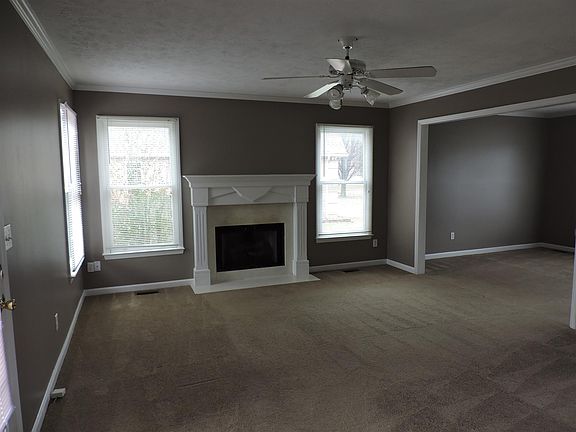 2nd image of 1722 Kensington Dr