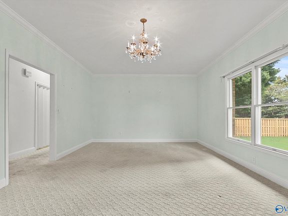 5th image of 7103 Horse Hollow Dr SE