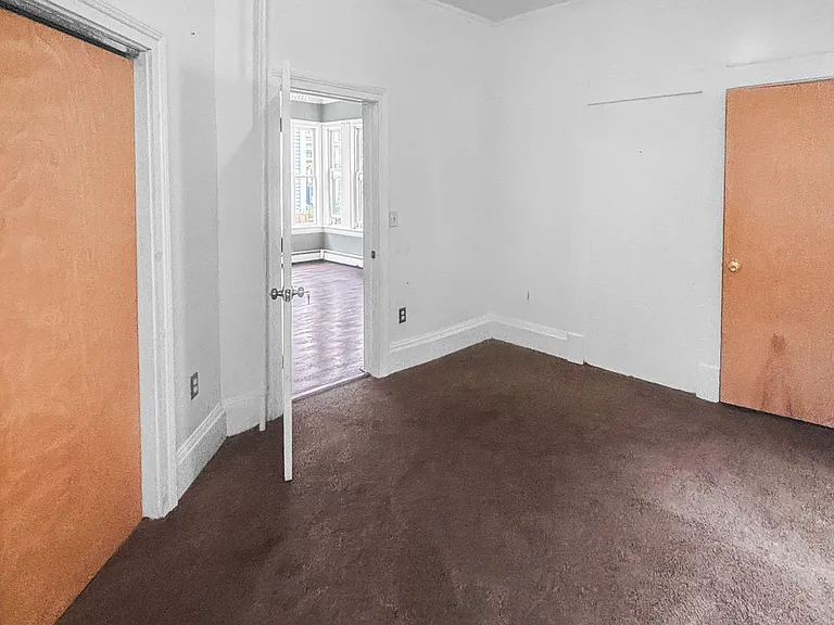 630 Kossuth St #1 — Photo 14