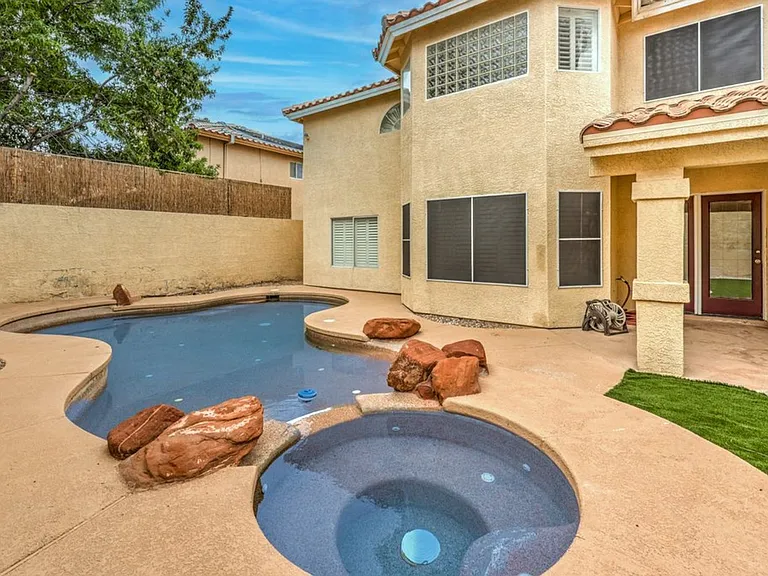 3743 Lone Mesa Dr — Photo 37