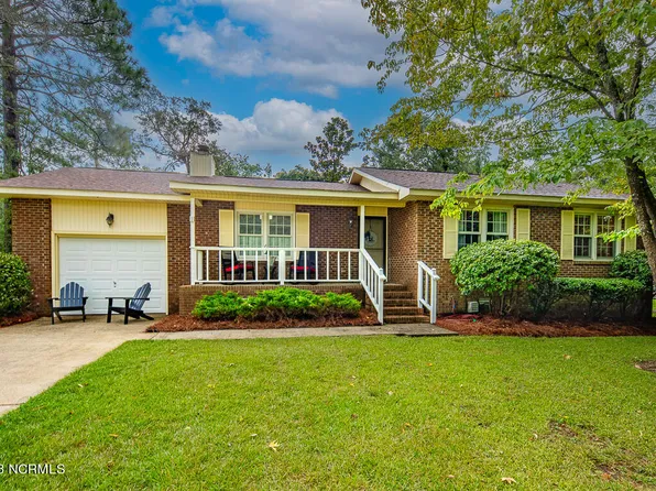 812 Bluebird Drive, New Bern, NC 28560