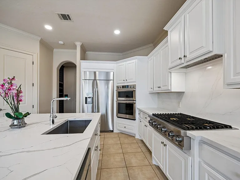 11218 French Oak Ln — Photo 9