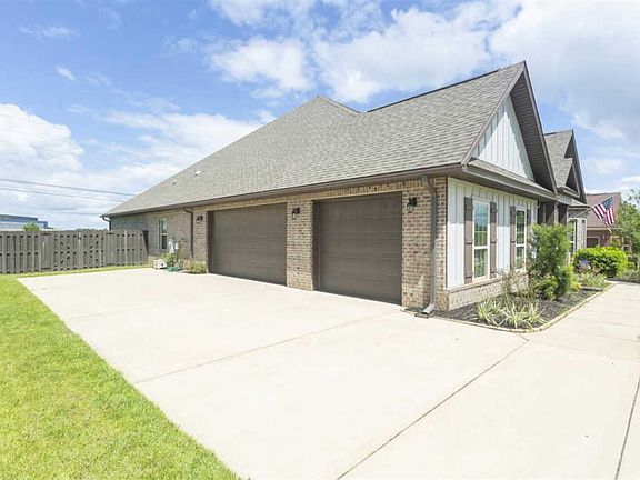 4th image of 8691 Salt Grass Dr