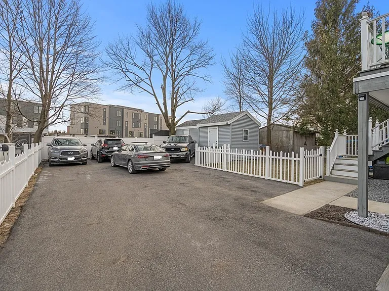 Waltham St — Photo 30