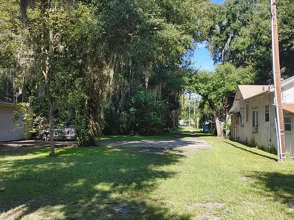 310 Clayton Rd, Auburndale, FL 33823