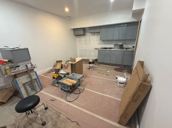 189 City Island Ave Floor 2