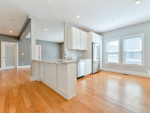 3rd image of 29 Brookside Ave #1