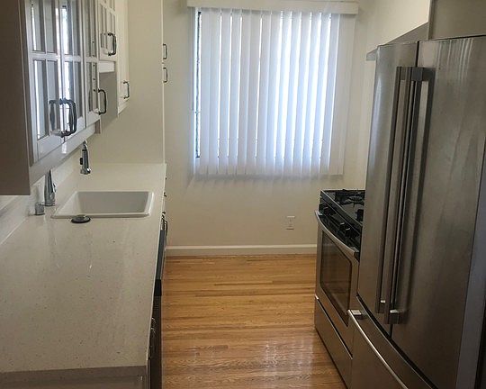 5th image of 1543 Euclid St