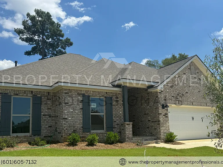 215 Serenity Lake Dr — Photo 2