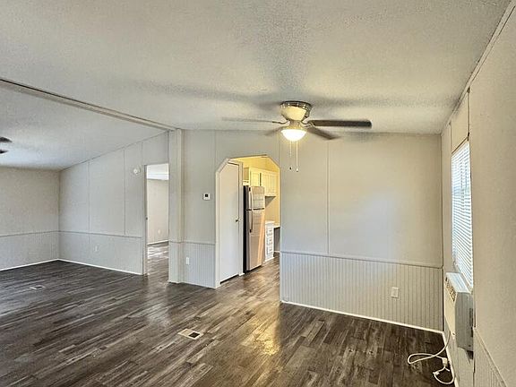 5th image of 1611 Flat Branch Rd
