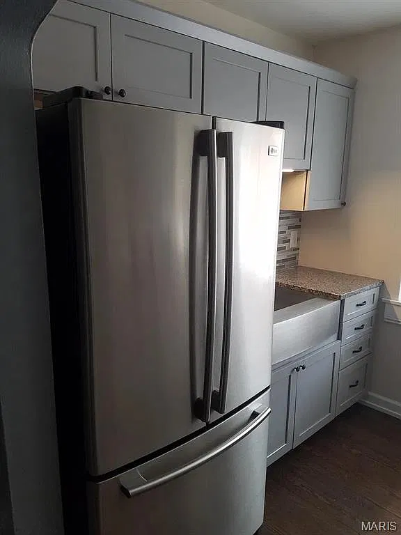 1 bed, 1.0 bath, 600 sqft, $900 — Photo 2
