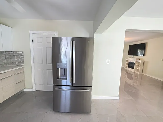 1330 Marseille Dr — Photo 10