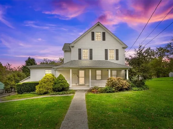 16 Hambletonian Avenue, Chester, NY 10918