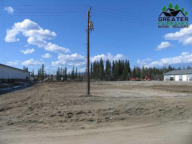 1st image of 1010 Deere St