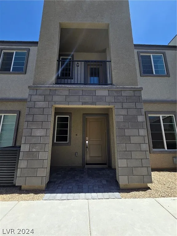 6271 Runestone St, Las Vegas, NV 89113 HotPads