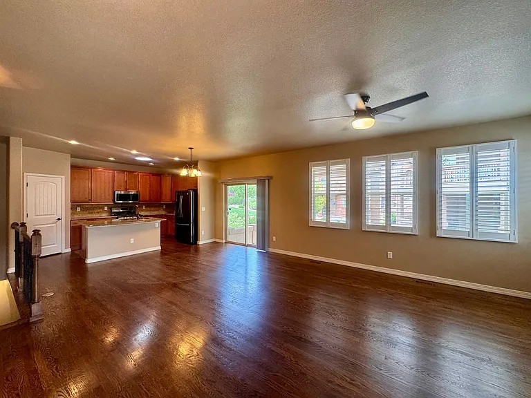 8475 Glen Carriage Grv — Photo 4
