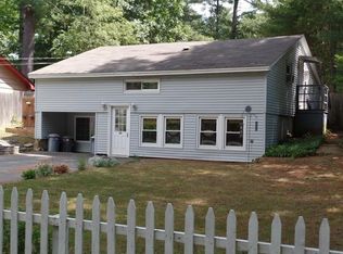 20 Poole Rd, Belchertown, MA 01007