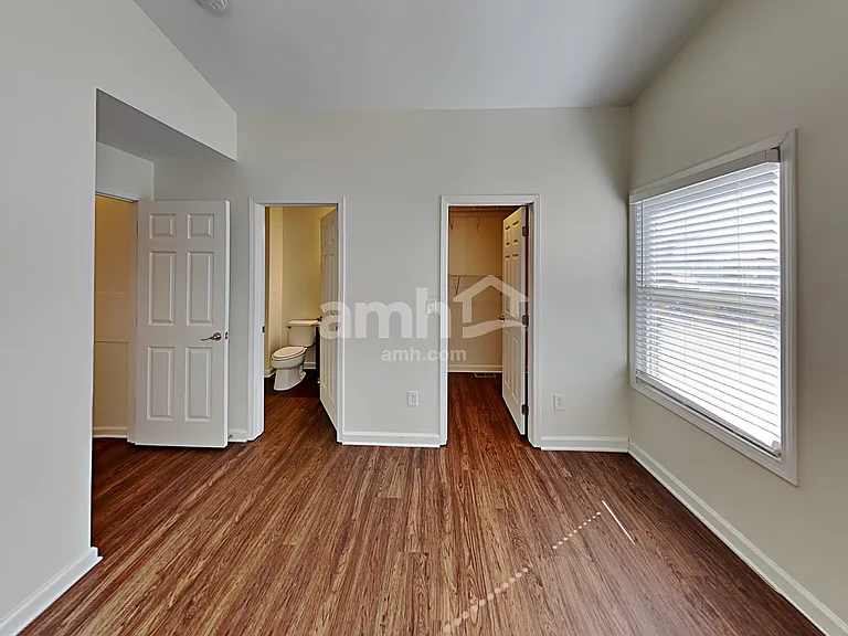 5545 Stevens Dr — Photo 11