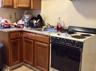 15 Blossom St, Leominster, MA 01453