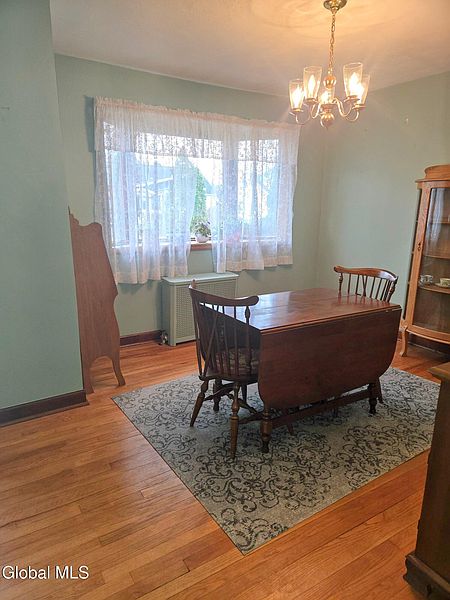 5th image of 1008 Peter Road