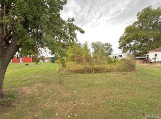 66 Coral Rd, Rockwood, IL 62280