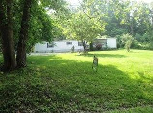 890 W Club House Rd, Hartsburg, MO 65039