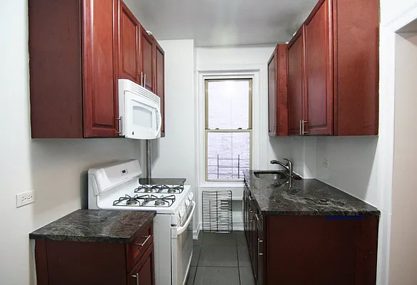 Rented by Bohemia Realty Group | media 8