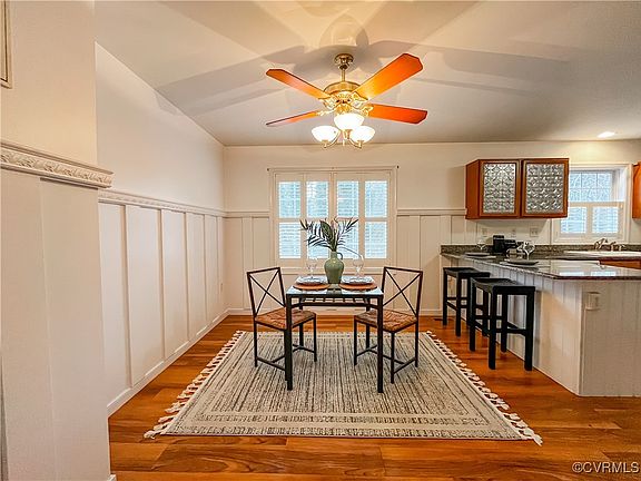 4th image of 124 Dorsey Ln