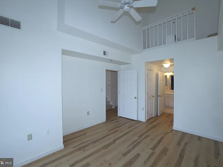 1641 International Dr #410 — Photo 7