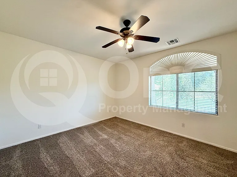 7310 S 26th Ln — Photo 16