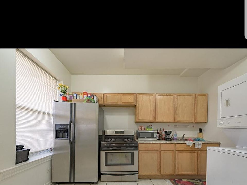 1st image of 1822 S Central Park Ave APT 2