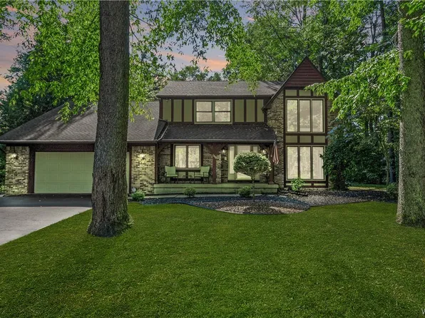 140 Tiffany Ln, Lancaster, NY 14086