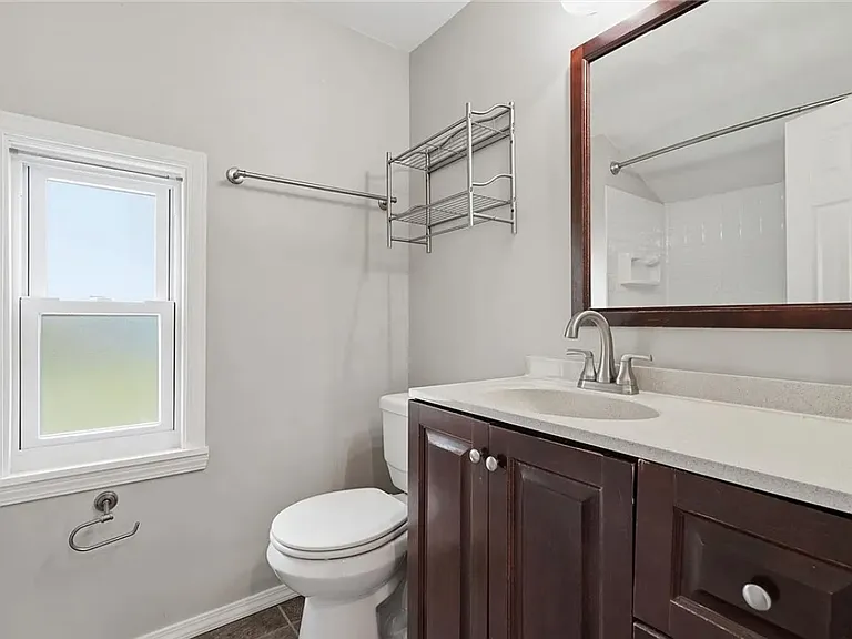 110 Dunbar Dr — Photo 13