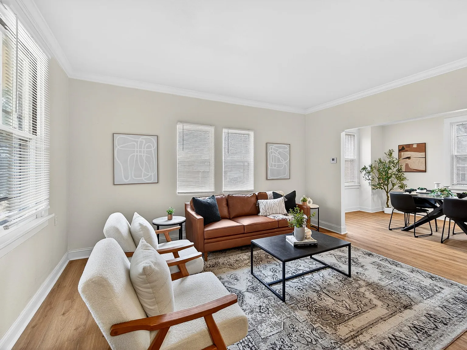 2 bed, 1.5 bath, 1301 sqft, $1,871 — Photo 4