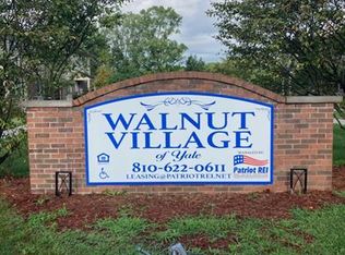 208 2nd St APT 5, Yale, MI 48097