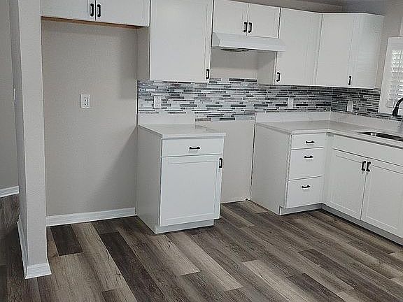 5th image of 4810 Dove Dr