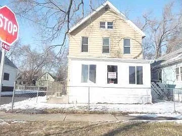 1721 W Millman St photo 1