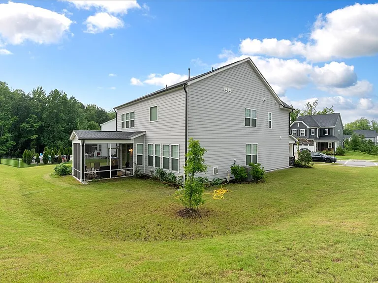 736 Precipice Way — Photo 4