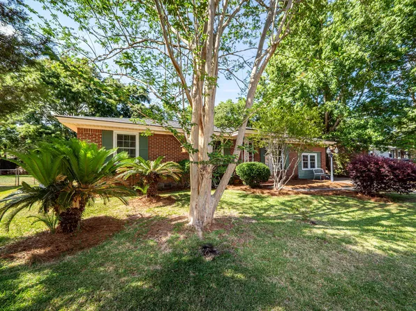 210 Farm Rd, Goose Creek, SC 29445