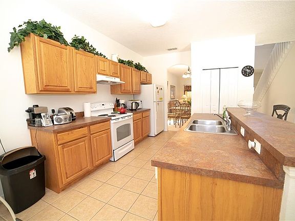 5th image of 4728 Cumbrian Lakes Dr
