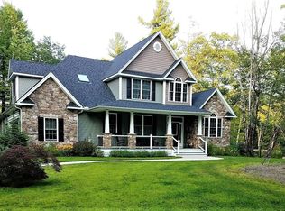 98 Crooked Ledge Rd, Southampton, MA 01073