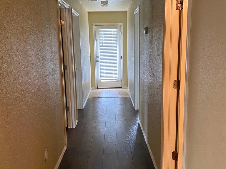 2604 Northern Hills Rd — Photo 28