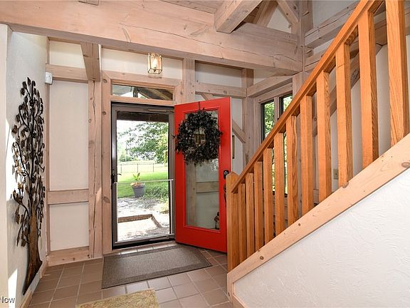 4th image of 649 Wheatfield Dr