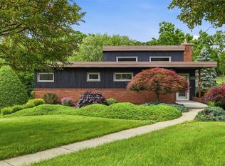 2604 Milford Dr, Bethel Park, PA 15102