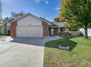 10307 E Morris St, Wichita, KS 67207