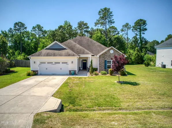 40 Thatcher Drive, Rocky Point, NC 28457