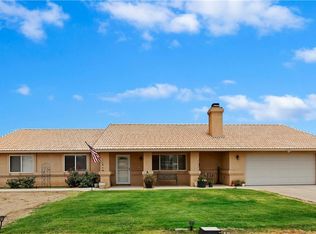 14040 Sage St, Oak Hills, CA 92344
