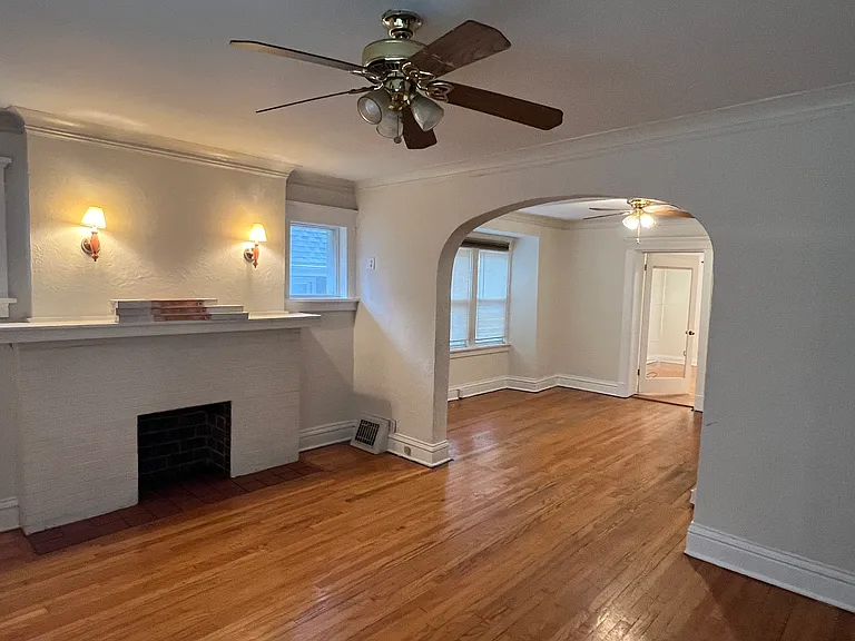 2823 Hampton Ave — Photo 9